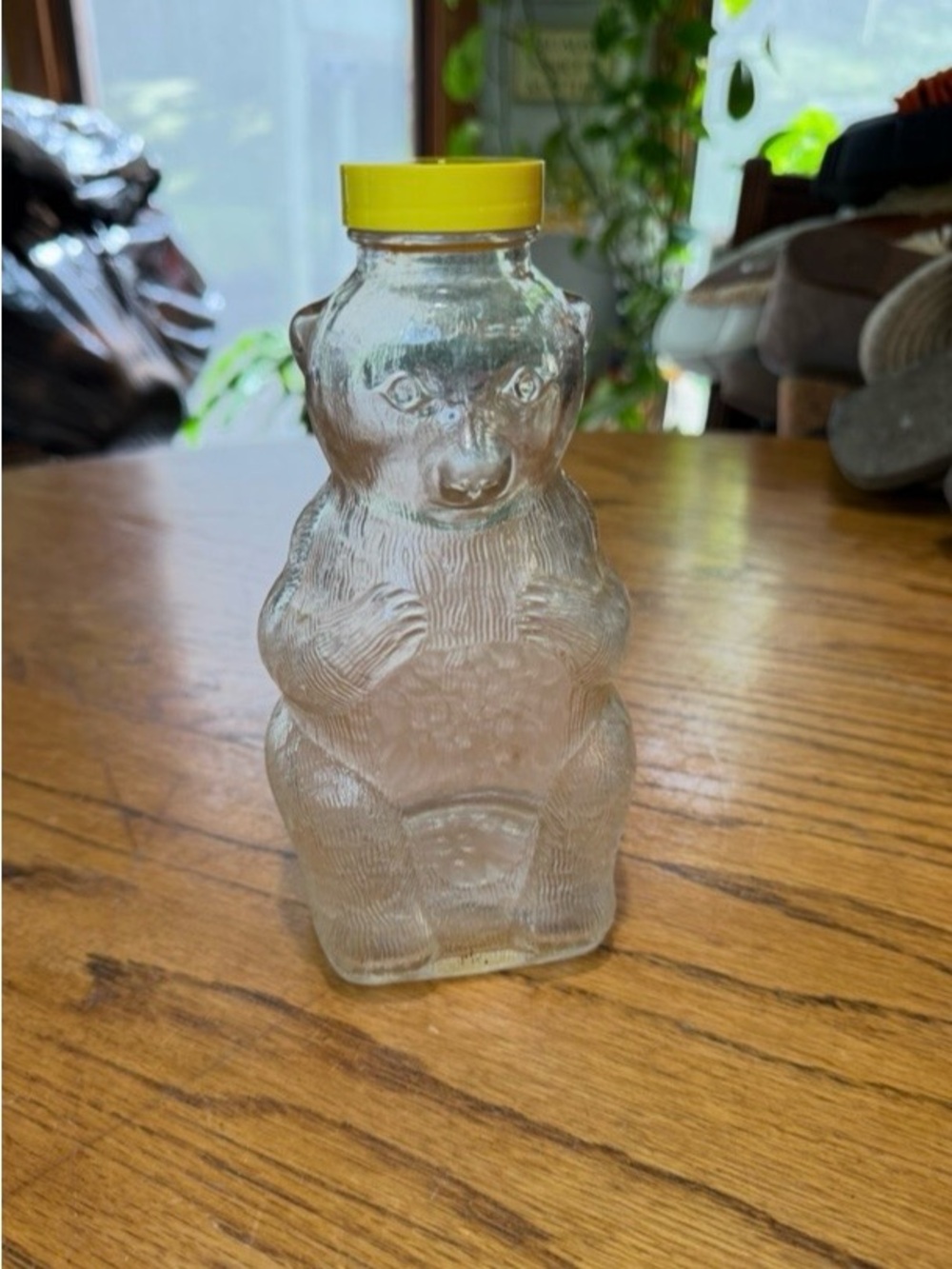Vintage North Crest Beverages Bear Glass Bottle With Original Yellow Lid. 🐻